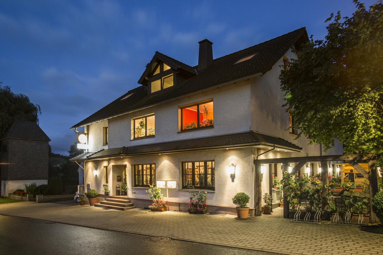 Gasthof Im Almetal Bueren  Buitenkant foto